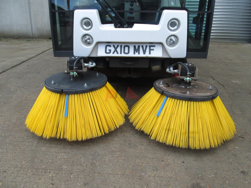 JOHNSTON SWEEPER (Stock No. 663433)