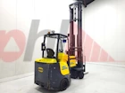 AISLE MASTER ARTICULATED FORKLIFT