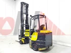 AISLE MASTER ARTICULATED FORKLIFT