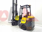AISLE MASTER ARTICULATED FORKLIFT