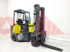 AISLE MASTER ARTICULATED FORKLIFT