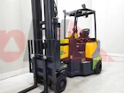 AISLE MASTER ARTICULATED FORKLIFT