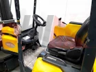 AISLE MASTER ARTICULATED FORKLIFT