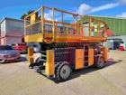 OTHER VEHICHLE SCISSOR LIFT