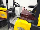 AISLE MASTER ARTICULATED FORKLIFT