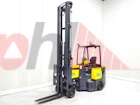 AISLE MASTER ARTICULATED FORKLIFT