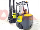 AISLE MASTER ARTICULATED FORKLIFT