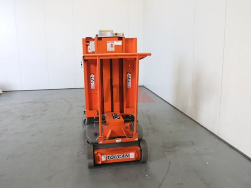 JLG ACCESS PLATFORM