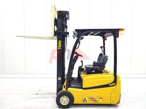 YALE 3 WHEEL
