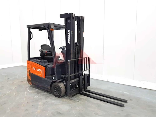 DOOSAN 3 WHEEL