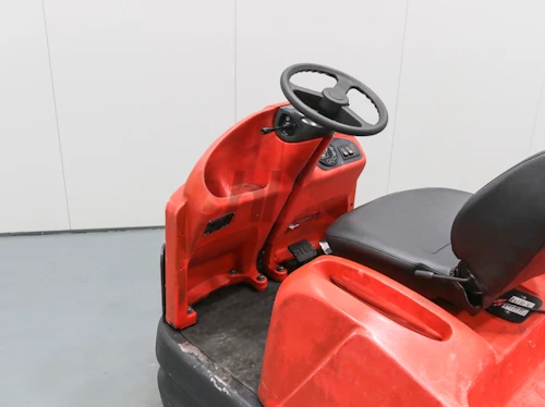 LINDE TOW TRACTOR