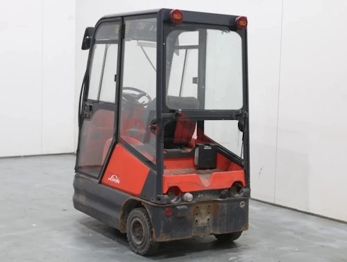 LINDE TOW TRACTOR