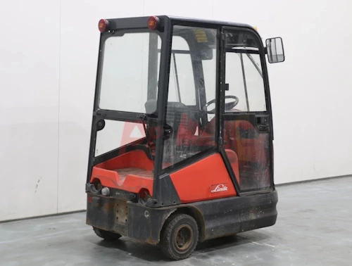 LINDE TOW TRACTOR