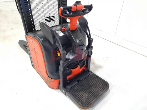 LINDE STACKER, WRAPOVER