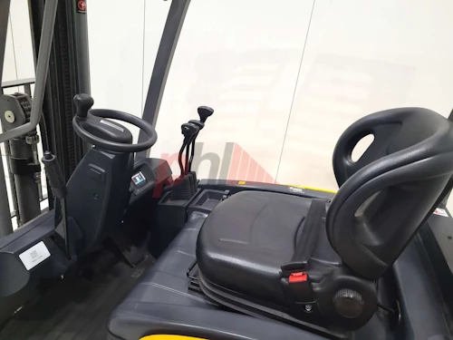 JUNGHEINRICH 3 WHEEL