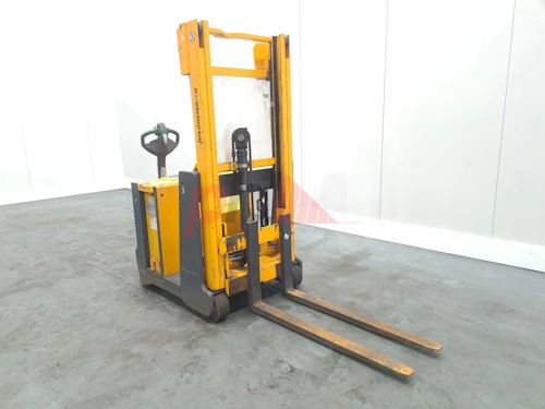 JUNGHEINRICH STACKER, COUNTERBALANCED