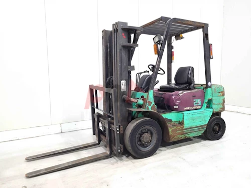 MITSUBISHI DIESEL
