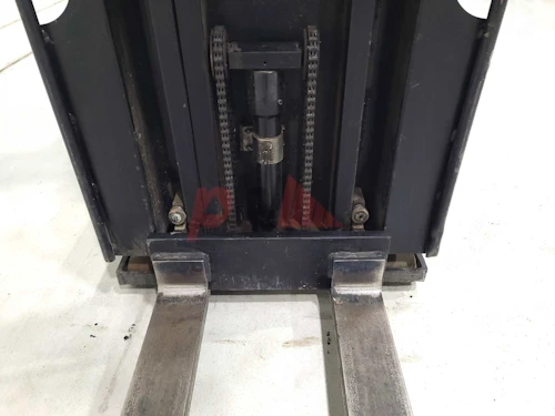 CATERPILLAR ORDER PICKER