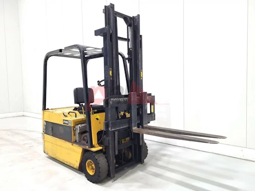 CATERPILLAR 3 WHEEL