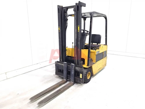 CATERPILLAR 3 WHEEL