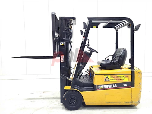 CATERPILLAR 3 WHEEL
