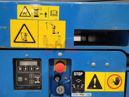 GENIE SCISSOR LIFT