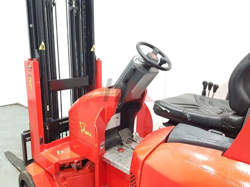 FLEXI ARTICULATED FORKLIFT