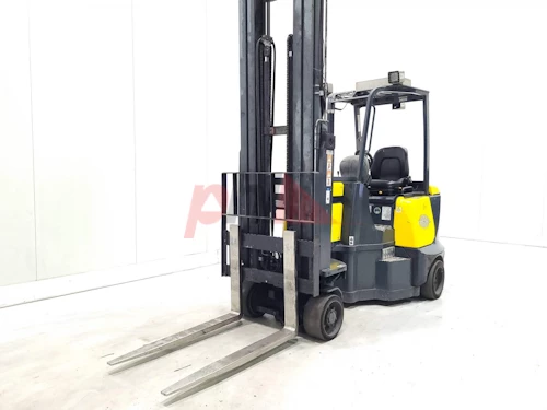 AISLE MASTER ARTICULATED FORKLIFT