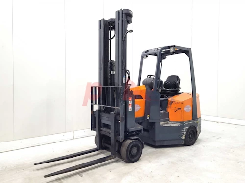 AISLE MASTER ARTICULATED FORKLIFT