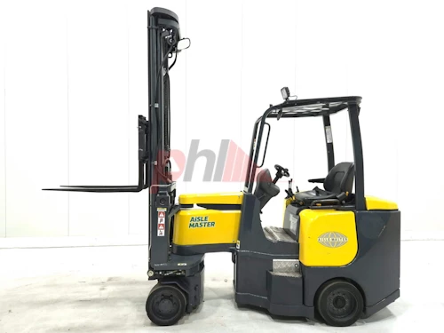 AISLE MASTER ARTICULATED FORKLIFT