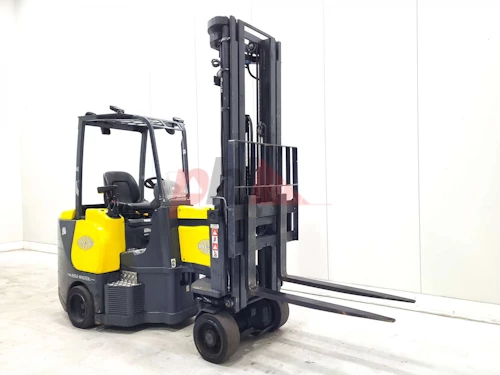 AISLE MASTER ARTICULATED FORKLIFT