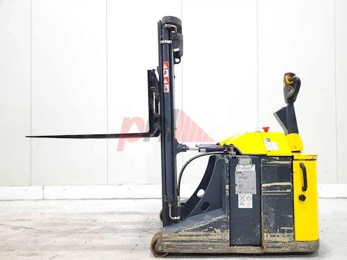 COMBILIFT STACKER, COUNTERBALANCED