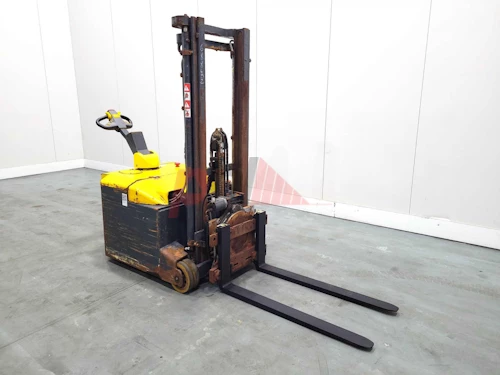 COMBILIFT STACKER, COUNTERBALANCED
