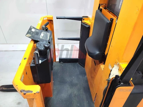BT ORDER PICKER