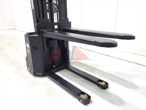 EP  STACKER