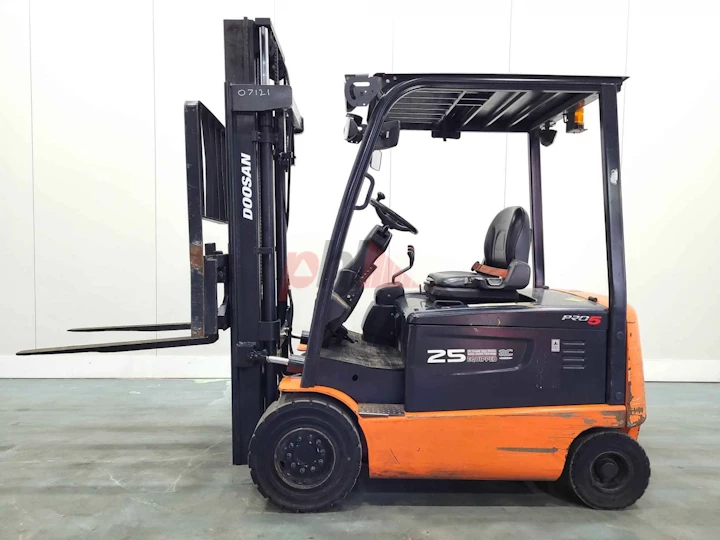 DOOSAN ELECTRIC