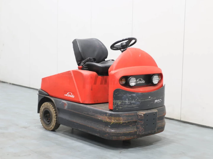 LINDE TOW TRACTOR