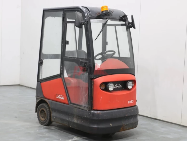 LINDE TOW TRACTOR