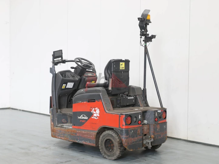 LINDE TOW TRACTOR