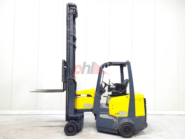 AISLE MASTER ARTICULATED FORKLIFT