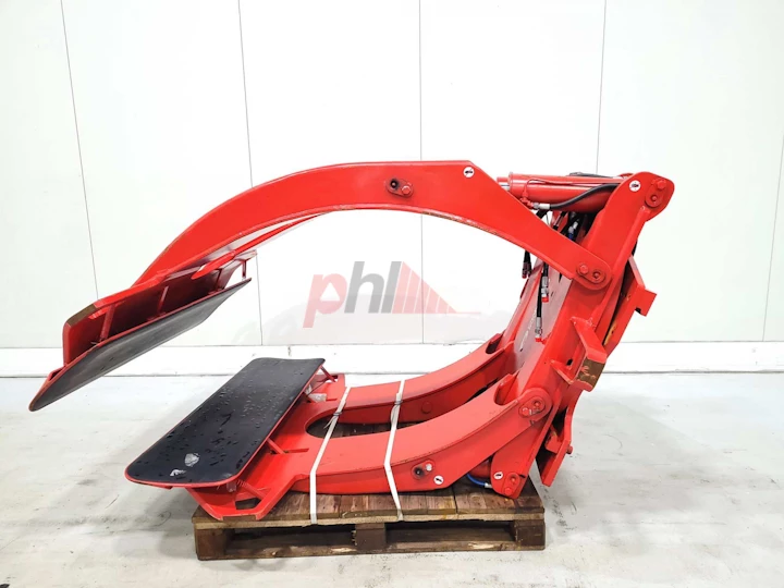 BOLZONI-AURAMO ATTACHMENT