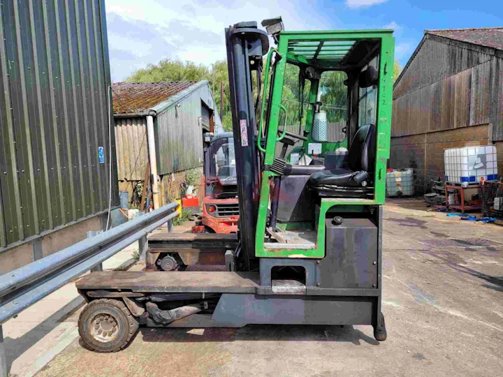 COMBILIFT 4 WAY