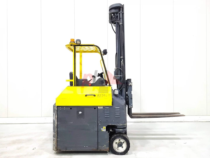COMBILIFT 4 WAY